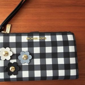 Michael Kors Wristlet